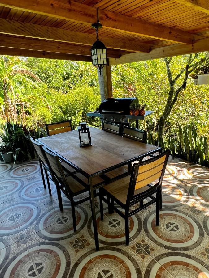 Villa Haus Unter Palmen Jarabacoa Exterior foto
